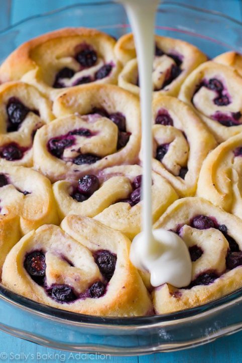 blueberry-sweet-rolls